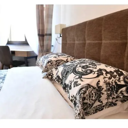 Luxurious In * Monte-Carlo